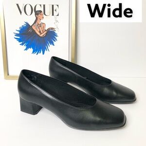 10.5W Wide Width Black Round Toe Chunky Slip On Heel Pumps Career Shoes
